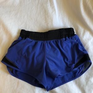 Lululemon Hotty Hot Short 2.5”